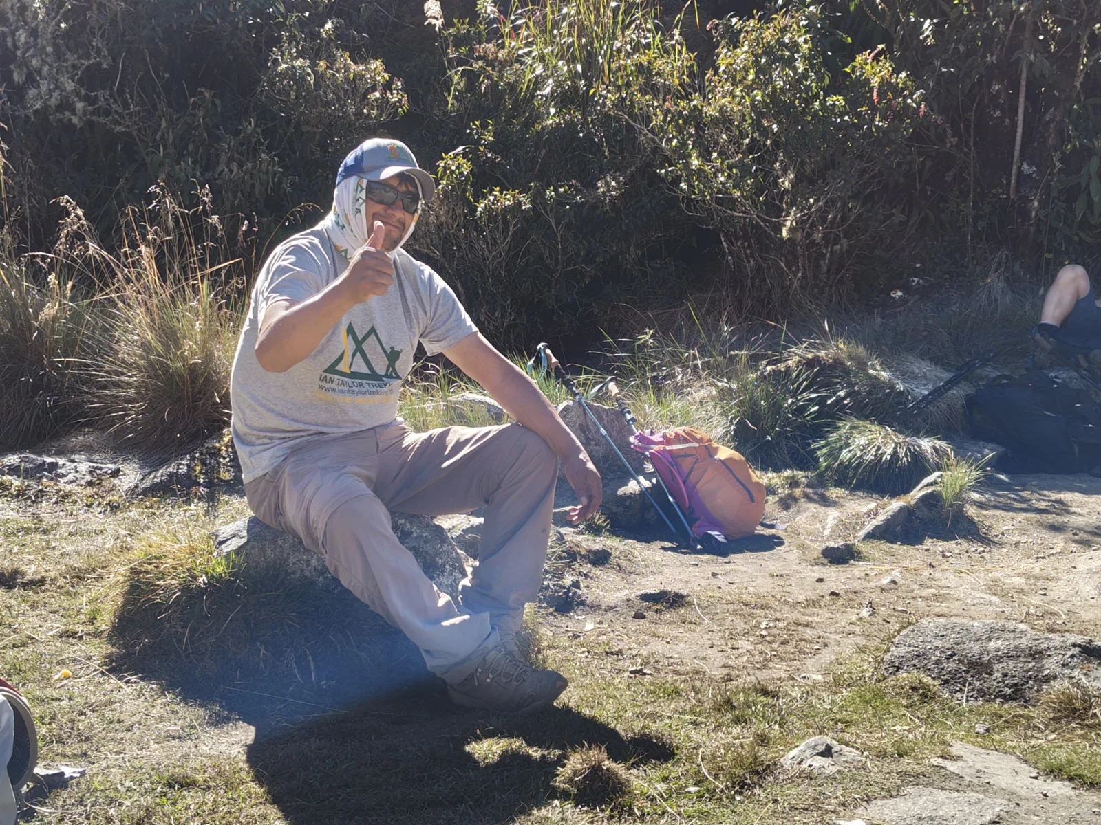 Rest stop near Sayacmarca among ichu grass and shrubs