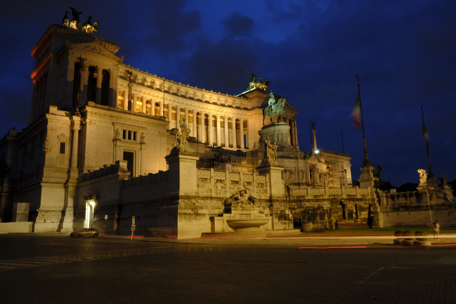 The illuminated Vittoriano in Rome at dusk
