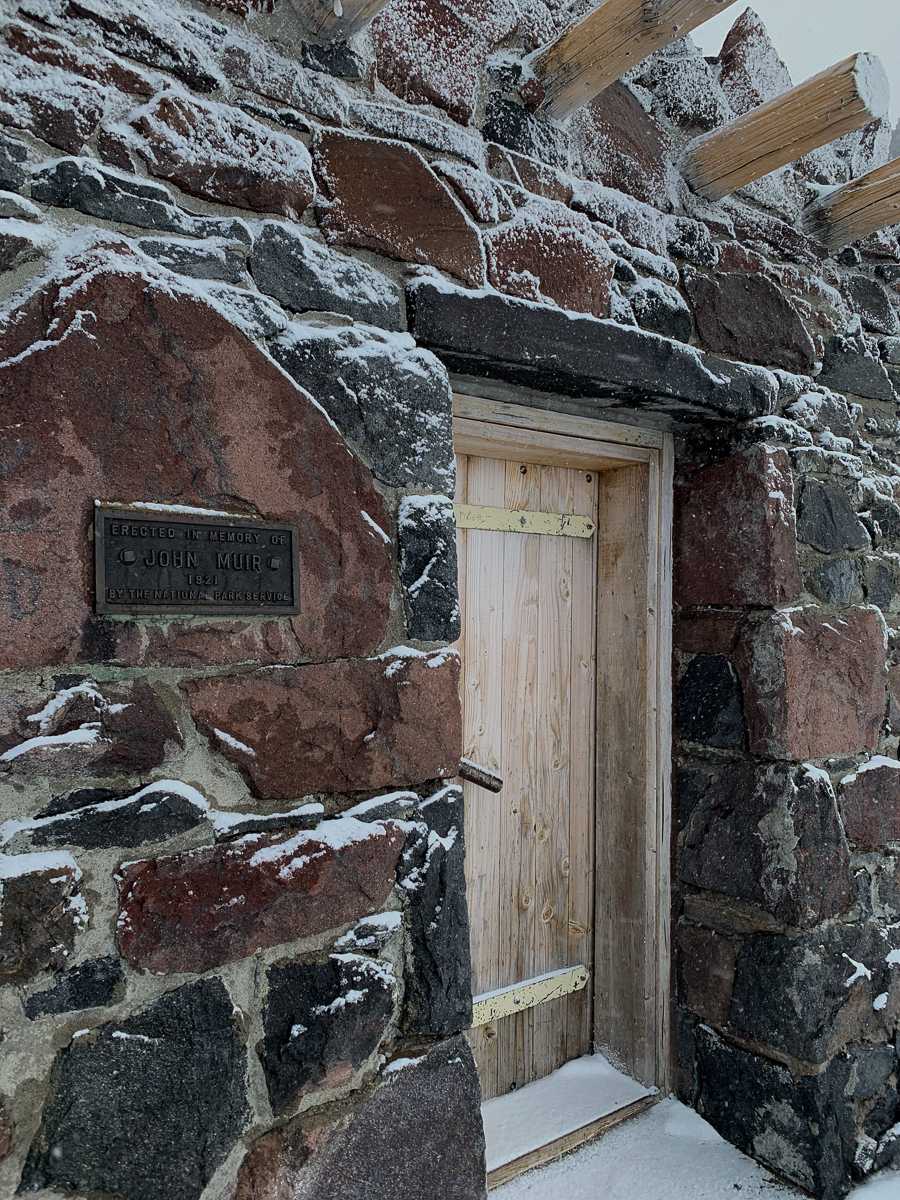 public hut camp muir